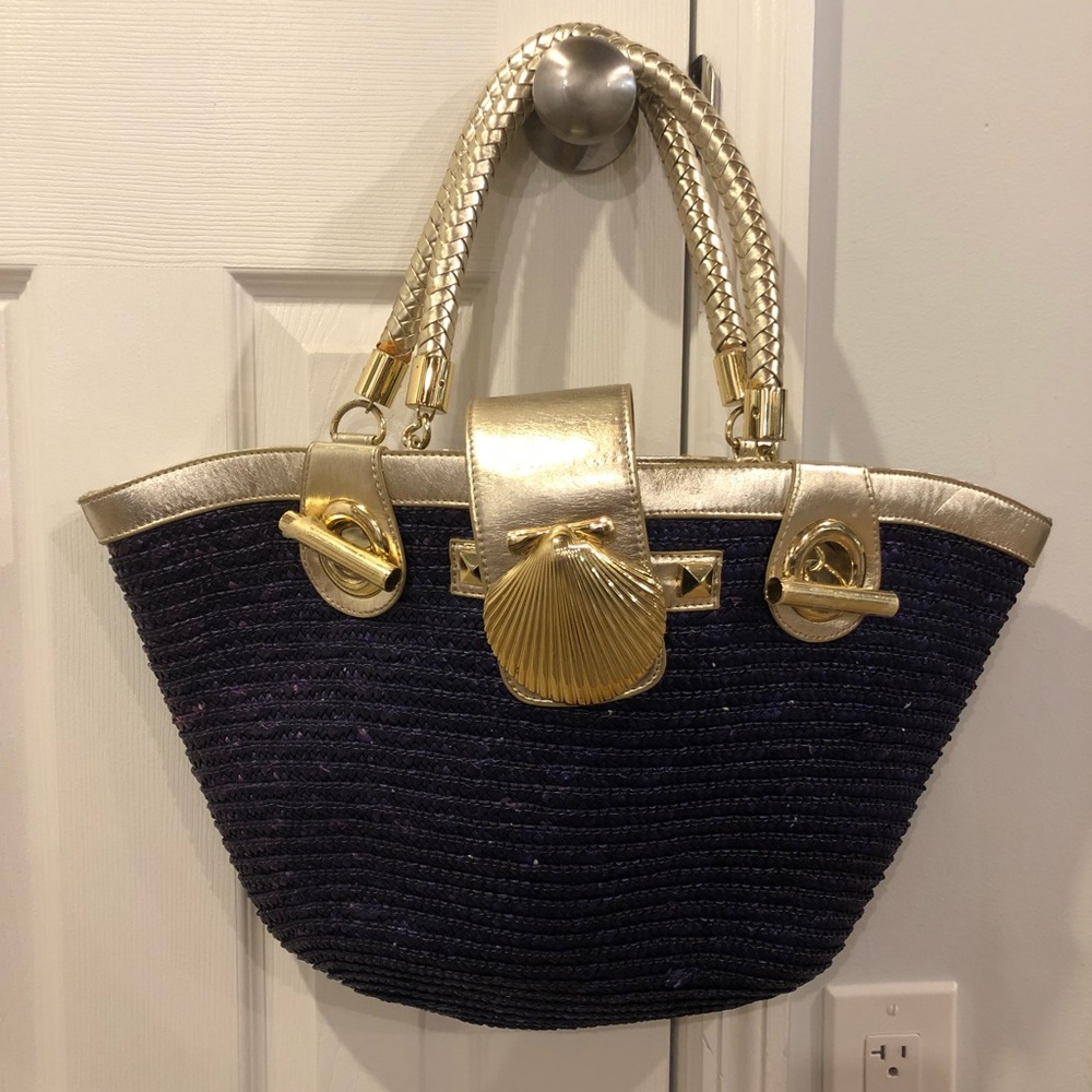 Felix Ray Tote With Seashell